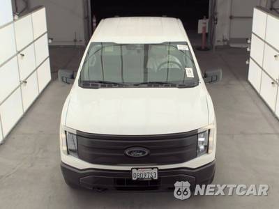 2023 Ford F-150 Lightning PRO Crew Cab Short Bed - zdjęcie 2 z 30 - miniatura