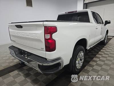 2023 Chevrolet Silverado 1500 LT Extended Cab Medium Bed 1LT - zdjęcie 4 z 18 - miniatura