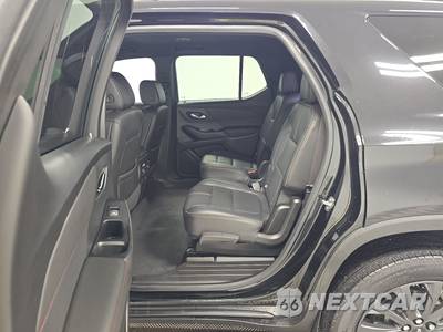 2022 Chevrolet Traverse RS 2LT - zdjęcie 13 z 25 - miniatura