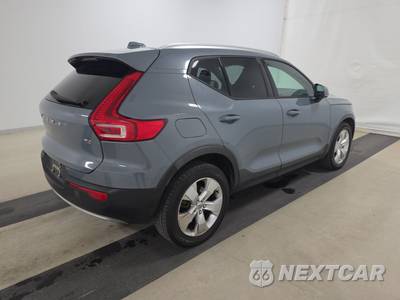 2020 Volvo XC40 T4 Momentum - zdjęcie 4 z 26 - miniatura