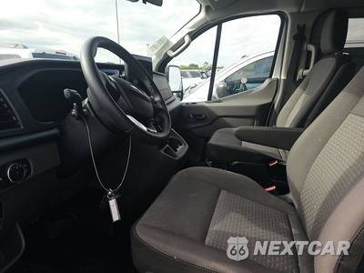 2026 Ford Transit Passenger Van XLT Low Roof 148.0" WB - zdjęcie 7 z 17 - miniatura