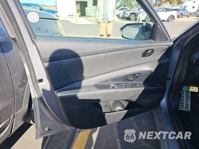 2026 Hyundai Elantra SEL Sport - zdjęcie 9 z 24 - miniatura