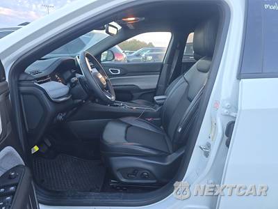 2025 Jeep Compass Latitude - zdjęcie 7 z 24 - miniatura