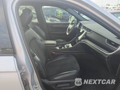 2024 Jeep Grand Cherokee L Altitude - zdjęcie 8 z 26 - miniatura