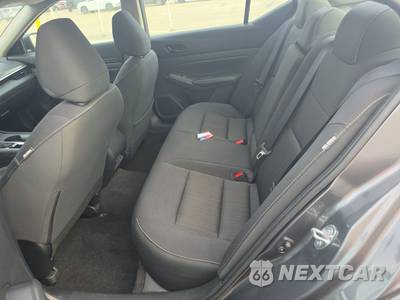 2025 Nissan Altima SV - zdjęcie 13 z 24 - miniatura