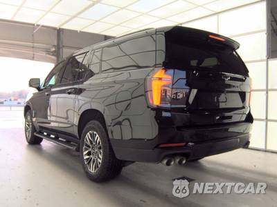 2025 Chevrolet Suburban Z71 2Z7 - zdjęcie 6 z 38 - miniatura