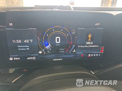 2025 Chevrolet Suburban Z71 2Z7 - zdjęcie 12 z 38 - miniatura