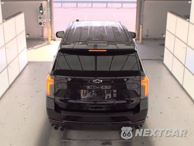 2025 Chevrolet Suburban Z71 2Z7 - zdjęcie 5 z 38 - miniatura