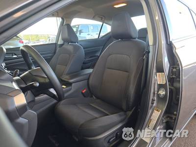 2025 Nissan Altima SV - zdjęcie 7 z 29 - miniatura