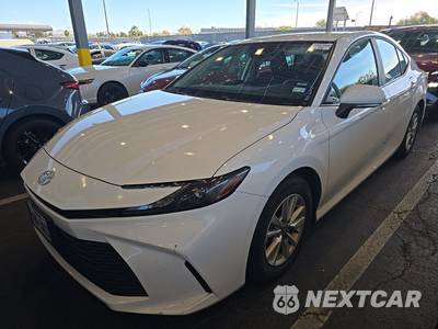 2025 Toyota Camry LE - zdjęcie 1 z 25 - miniatura