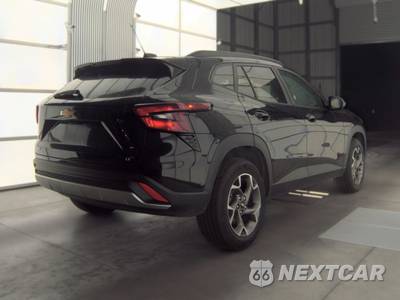 2025 Chevrolet Trax LT - zdjęcie 4 z 21 - miniatura