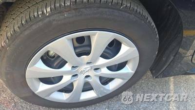 2026 Toyota Corolla LE Sedan - zdjęcie 27 z 28 - miniatura