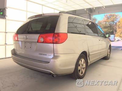 2006 Toyota Sienna LE Minivan 7-Passenger 119.3" WB - zdjęcie 4 z 38 - miniatura