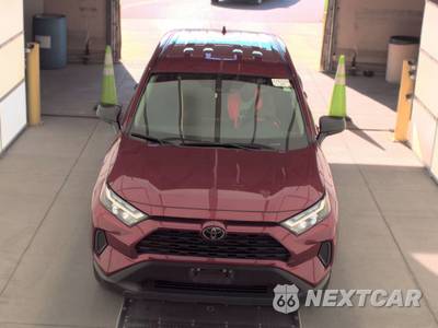 2025 Toyota RAV4 LE - zdjęcie 2 z 28 - miniatura