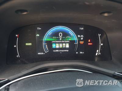 2025 Toyota Camry LE - zdjęcie 12 z 27 - miniatura