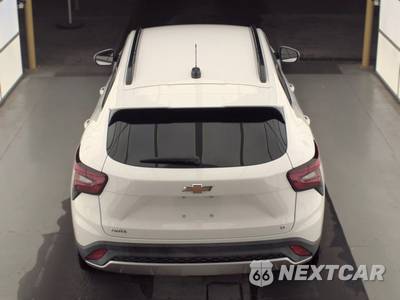 2025 Chevrolet Trax LT - zdjęcie 5 z 36 - miniatura