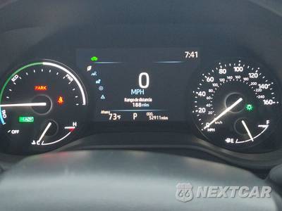 2025 Toyota Sienna LE 8-Passenger 120.5" WB - zdjęcie 12 z 28 - miniatura