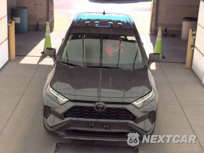 2025 Toyota RAV4 LE - zdjęcie 2 z 29 - miniatura