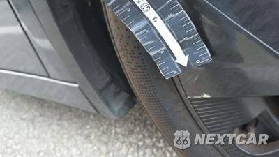 2025 Toyota Prius LE - zdjęcie 22 z 32 - miniatura
