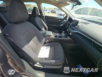 2025 Nissan Altima SV - zdjęcie 8 z 32 - miniatura