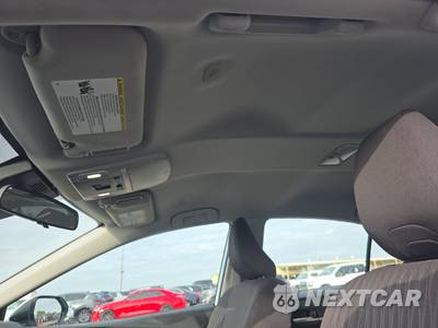2025 Toyota Camry LE - zdjęcie 21 z 25 - miniatura