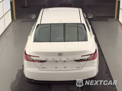 2025 Toyota Camry LE - zdjęcie 5 z 25 - miniatura