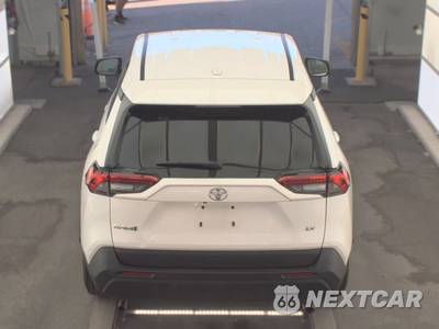 2025 Toyota RAV4 LE - zdjęcie 7 z 42 - miniatura