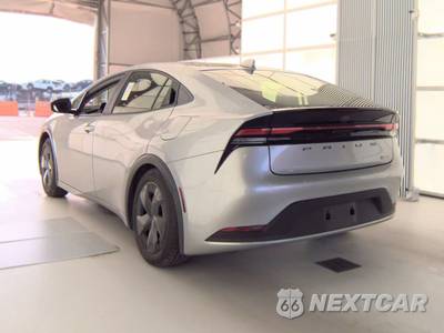 2025 Toyota Prius LE - zdjęcie 6 z 34 - miniatura