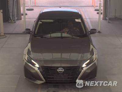 2025 Nissan Altima SV - zdjęcie 2 z 21 - miniatura