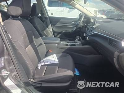 2025 Nissan Altima SV - zdjęcie 8 z 21 - miniatura