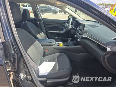 2025 Nissan Altima SV - zdjęcie 8 z 21 - miniatura