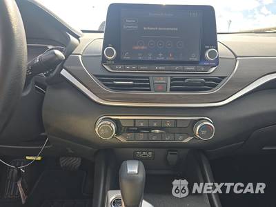 2025 Nissan Altima SV - zdjęcie 11 z 21 - miniatura