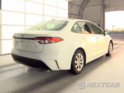 2026 Toyota Corolla LE Sedan - zdjęcie 4 z 34 - miniatura