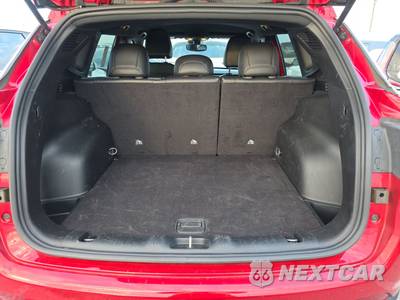 2025 Jeep Compass Latitude - zdjęcie 16 z 21 - miniatura