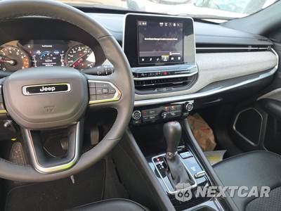 2025 Jeep Compass Latitude - zdjęcie 11 z 21 - miniatura