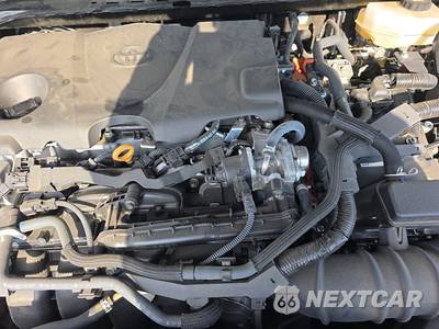 2025 Toyota Camry LE - zdjęcie 15 z 41 - miniatura