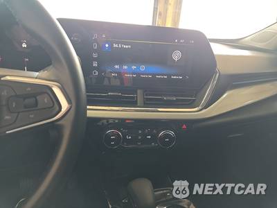 2025 Chevrolet Trax LT - zdjęcie 11 z 31 - miniatura