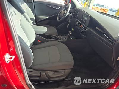 2025 Kia Niro LX - zdjęcie 8 z 25 - miniatura