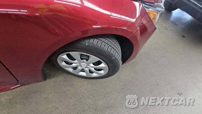2026 Toyota Corolla LE Sedan - zdjęcie 27 z 28 - miniatura