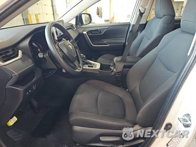 2025 Toyota RAV4 LE - zdjęcie 7 z 26 - miniatura