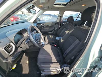 2025 Hyundai Venue SEL - zdjęcie 7 z 27 - miniatura