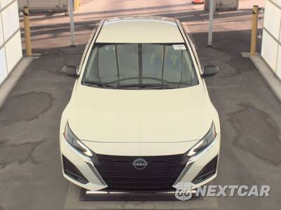 2025 Nissan Altima SV - zdjęcie 2 z 20 - miniatura