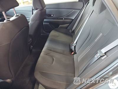 2026 Hyundai Elantra SEL Sport - zdjęcie 13 z 30 - miniatura