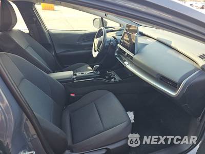 2025 Toyota Prius LE - zdjęcie 8 z 31 - miniatura