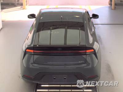 2025 Toyota Prius LE - zdjęcie 5 z 31 - miniatura