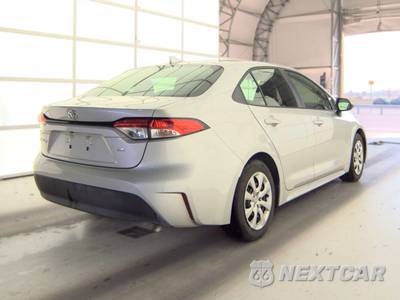 2026 Toyota Corolla LE Sedan - zdjęcie 4 z 32 - miniatura