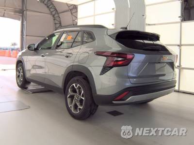 2025 Chevrolet Trax LT - zdjęcie 6 z 31 - miniatura