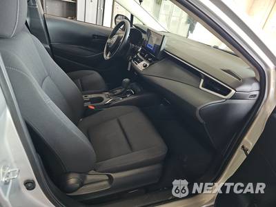 2025 Toyota Corolla LE Sedan - zdjęcie 8 z 34 - miniatura