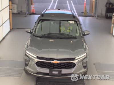 2025 Chevrolet Trax LT - zdjęcie 2 z 31 - miniatura