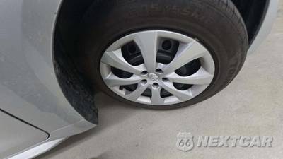2025 Toyota Corolla LE Sedan - zdjęcie 28 z 34 - miniatura